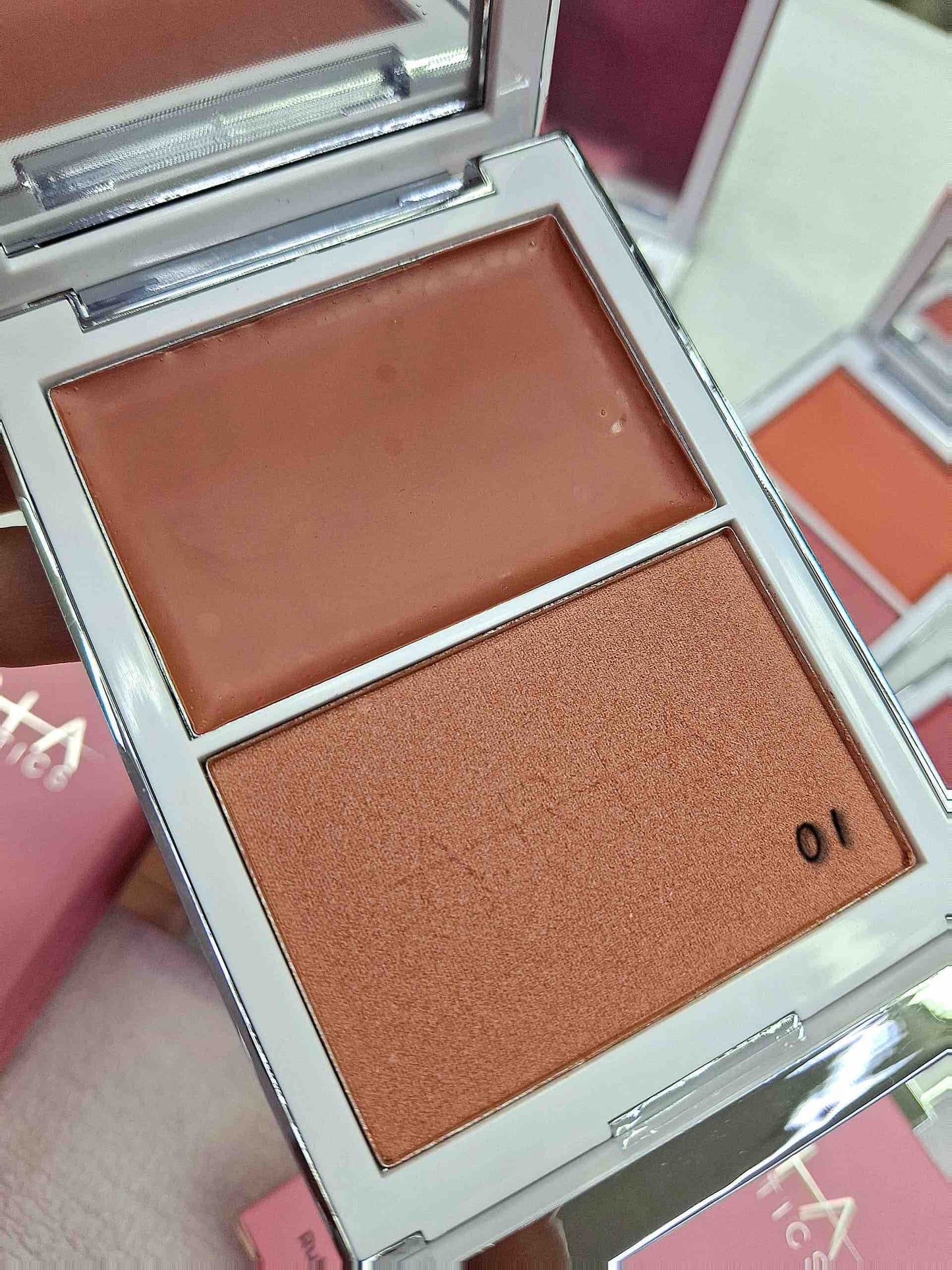 Rubor en crema + blush en polvo ARIA COSMETICS