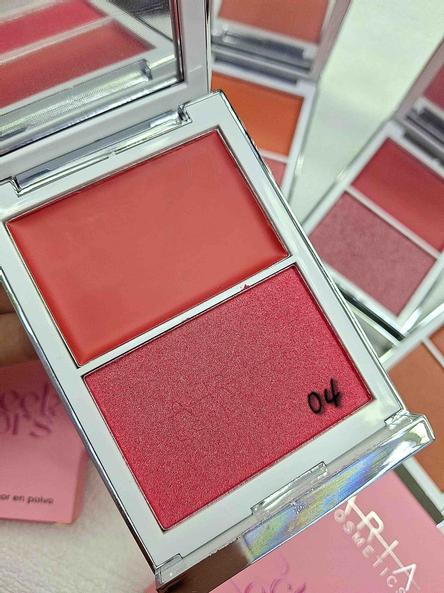Rubor en crema + blush en polvo ARIA COSMETICS